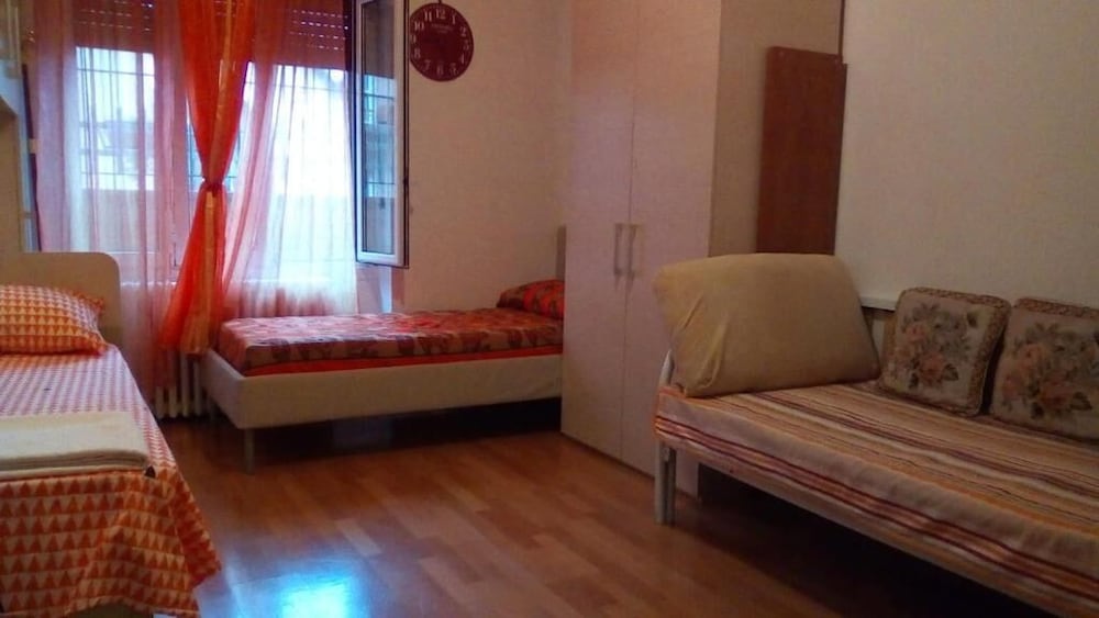 Hotel Di Tutto E Di Più