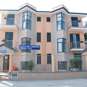 Hotel Affittacamerepone cazare Sesto San Giovanni