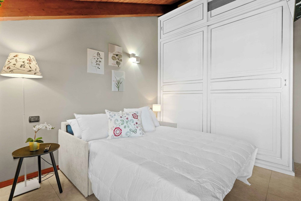 Hotel Stylish Penthouse In Sesto San Giovanni