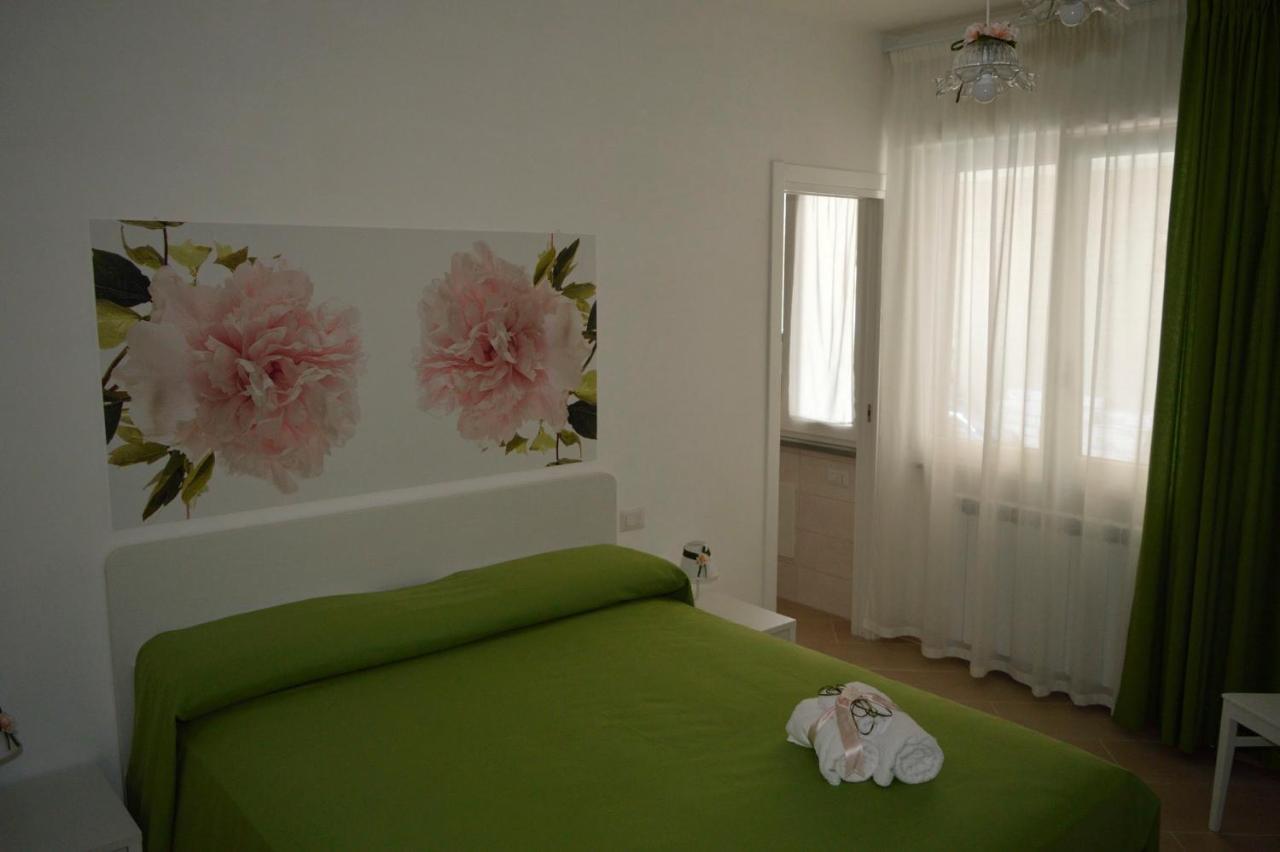 Hotel Ica House