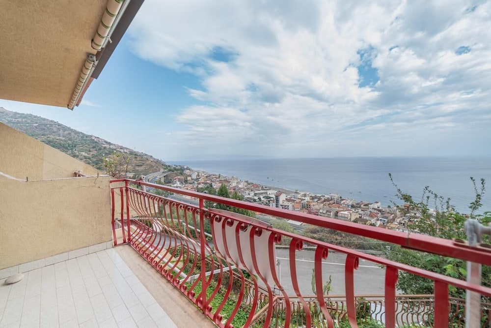 Hotel Bright And Panoramic Two-Room Apartment