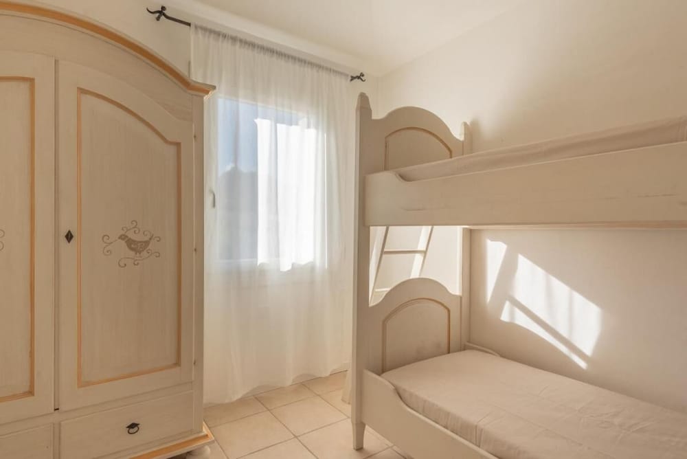 Elegant Residence Ea Bianca 2 Bedroom With Sea View - Extra Bed Available