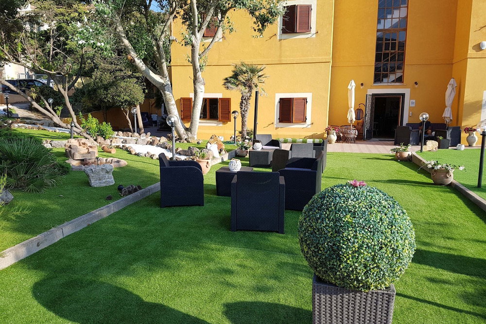 Hotel Residence Argentiera Apartments