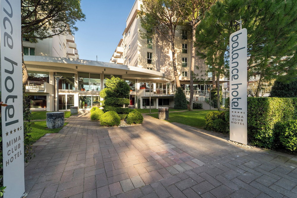 Hotel Balance Hotel