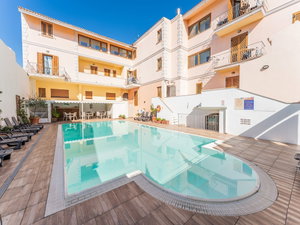 Hotel Cozy 3 Guest Apartment With Pool cazare Santa Teresa Gallura