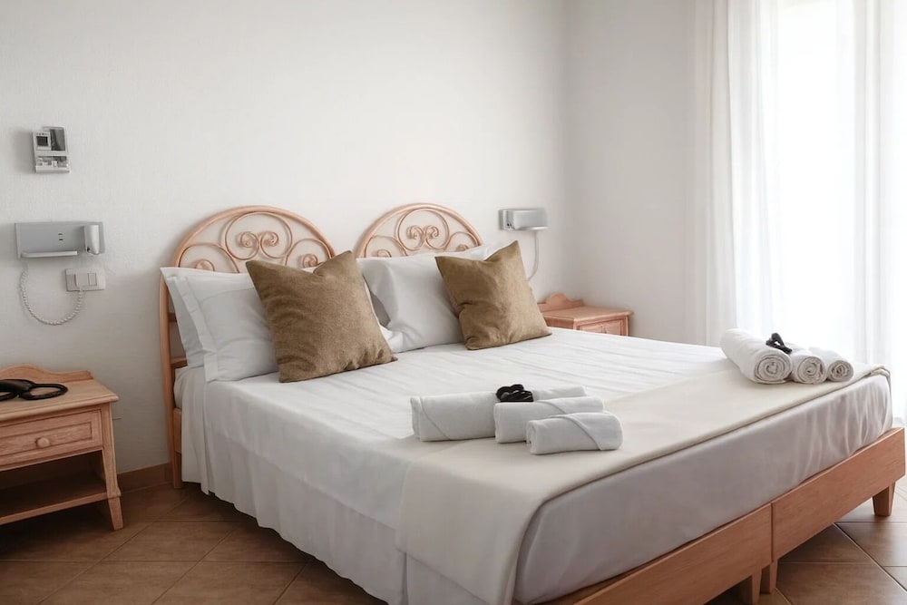 Hotel Hotiday Baja Sardinia Seaside