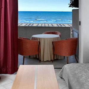 Hotel Altamarea Residence & Hotel cazare Cervia