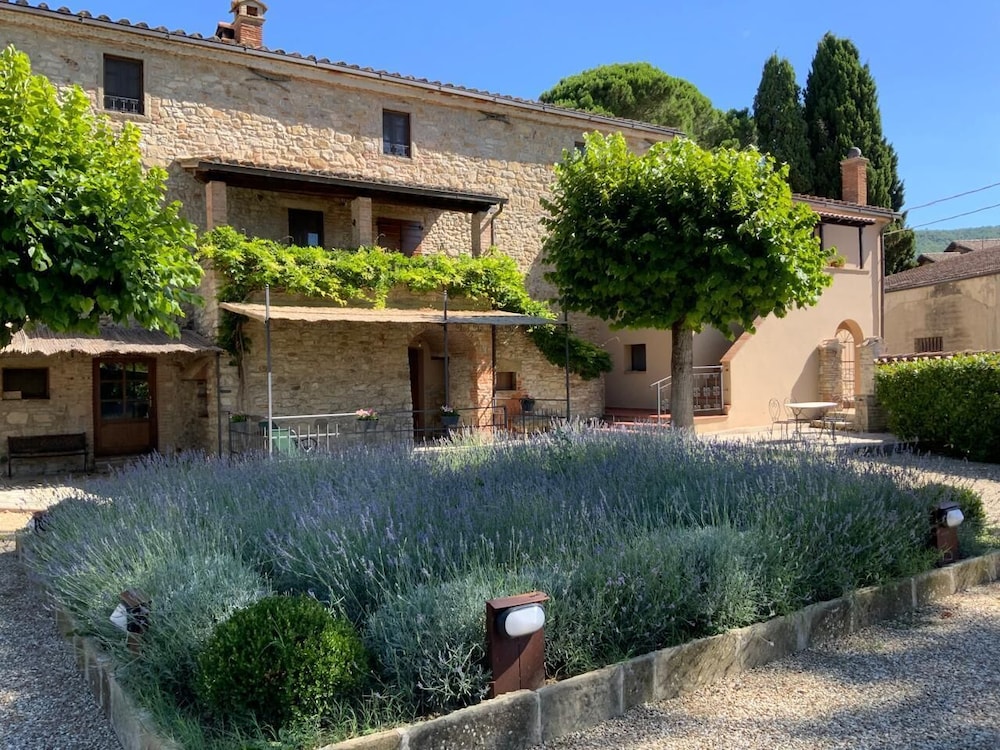 Hotel Lake Trasimeno Tranquil Retreat