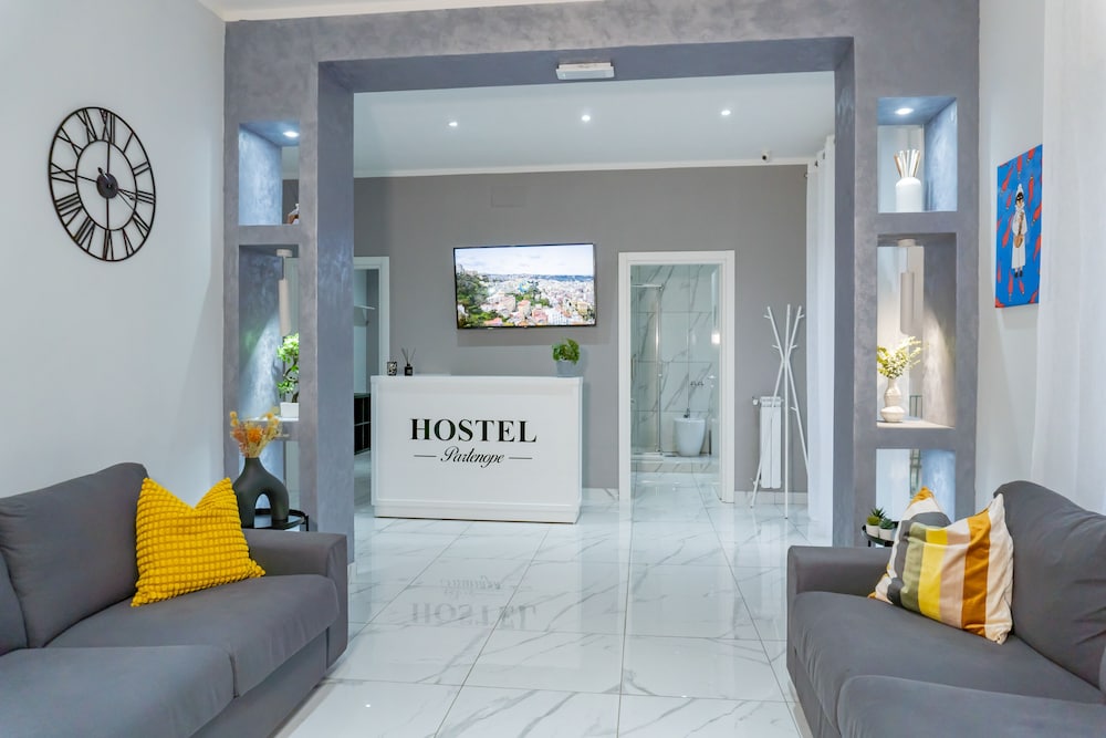 Hotel Hostel Partenope