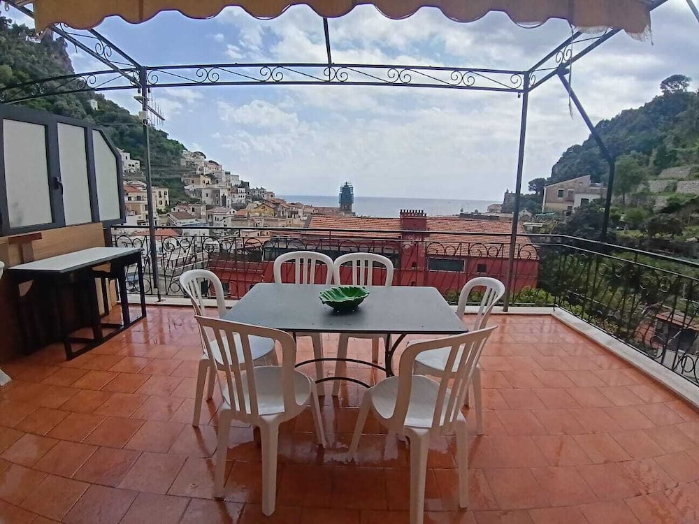 Hotel Penthouse In The Historical Center With Sea View 5 Minutes Away From Main Square