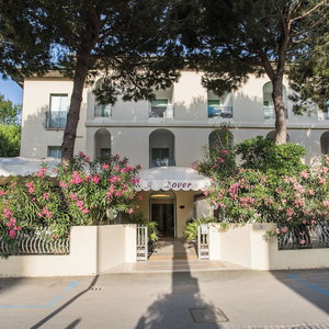 Hotel Hotel Dover Rooms & Coffee - Adults Friendly cazare Cervia