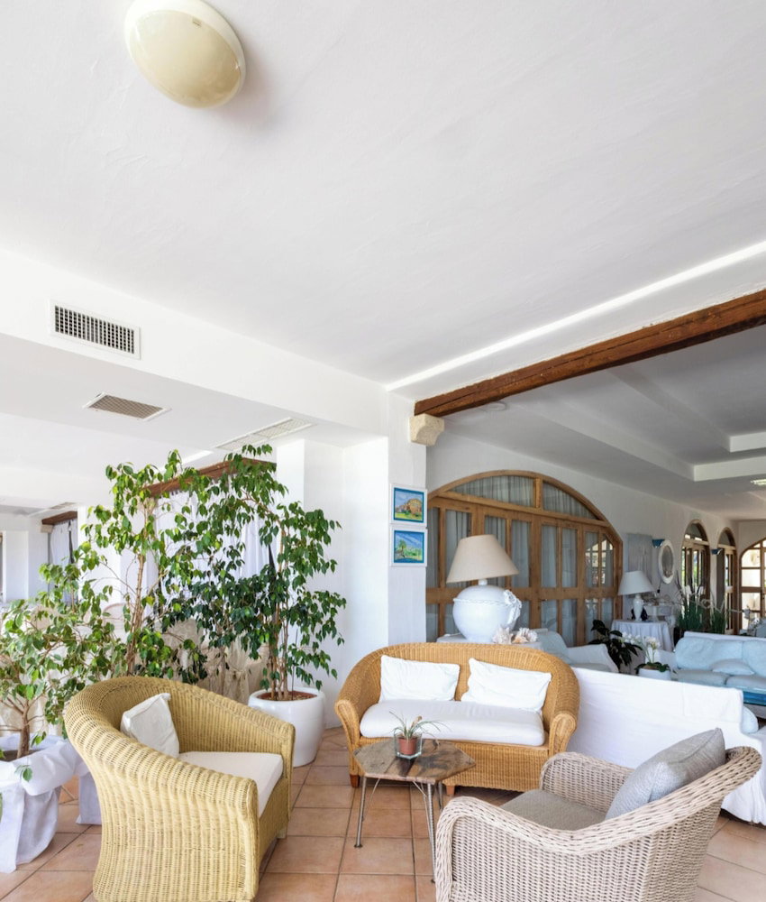 Hotel Hotiday Baja Sardinia Saline