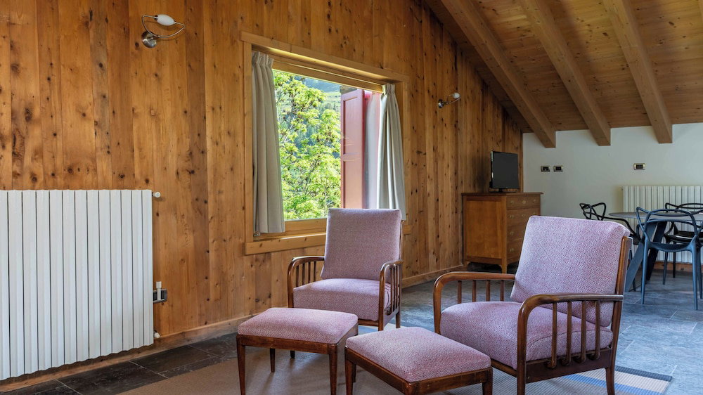 Hotel Feleit 9