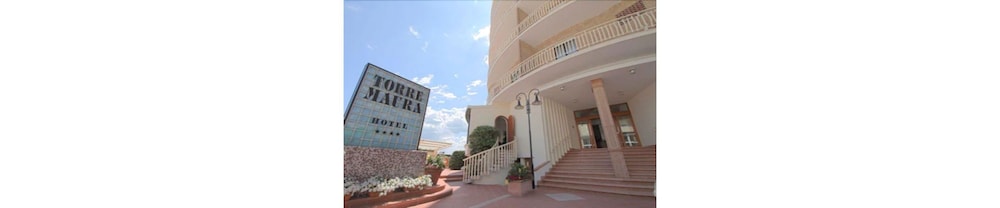 Hotel Hotel Torremaura Sea Front Con Beach Club