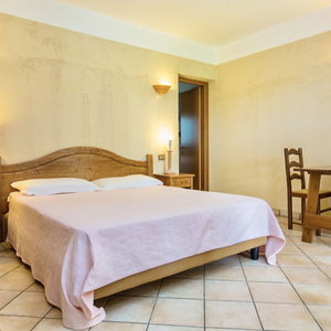 Hotel Residence Con Piscina A 250 Mt Dal Mare cazare Pula