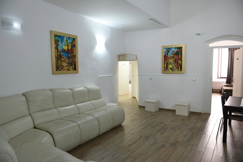 Sisters Residence