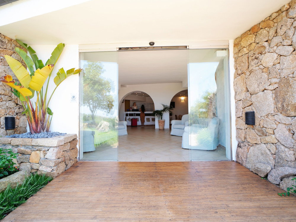 Hotel Pedra Santa