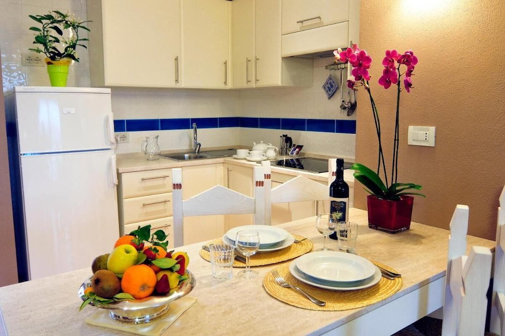 Hotel Tranquil Lantana Resort 2 Bedroom Apartments For 7 People