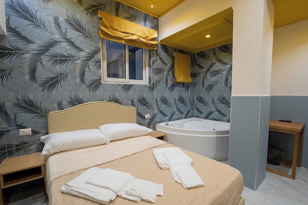Greros H. Porto Napoli Centro By Clapa Group Dislocated Hospitality