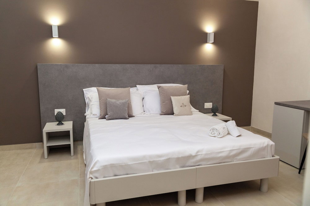 Altavilla Boutique Holidays House