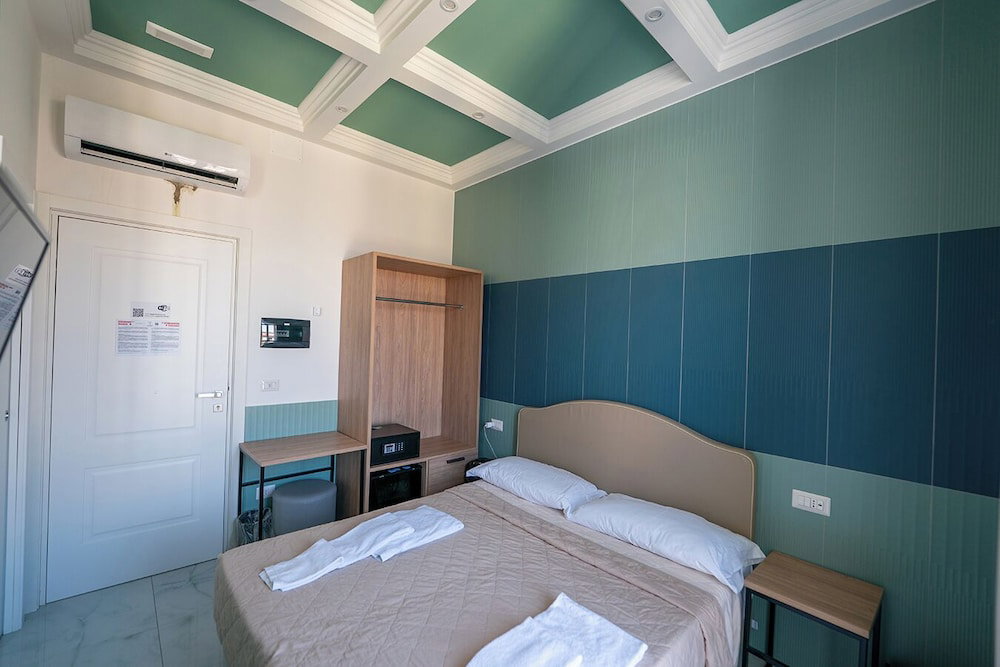 Hotel Greros Dante H. By Clapa Group Dislocated Hospitality