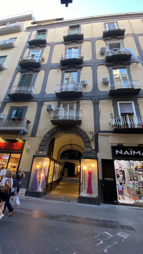 Hotel Dimora Chiaia 209