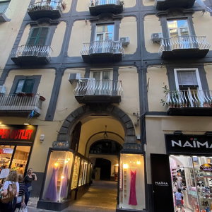 Hotel Dimora Chiaia 209 cazare San Ferdinando