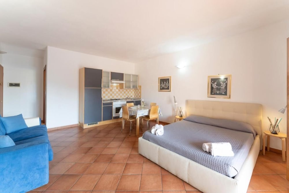 Hotel Relaxing Cristal Blu Studio Sleeps 3 Persons