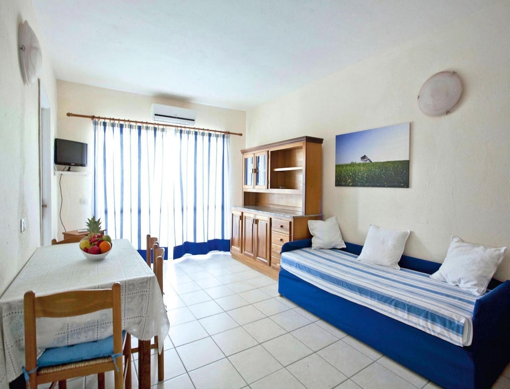 Hotel Golfo Aranci Stay At Baia De Bahas