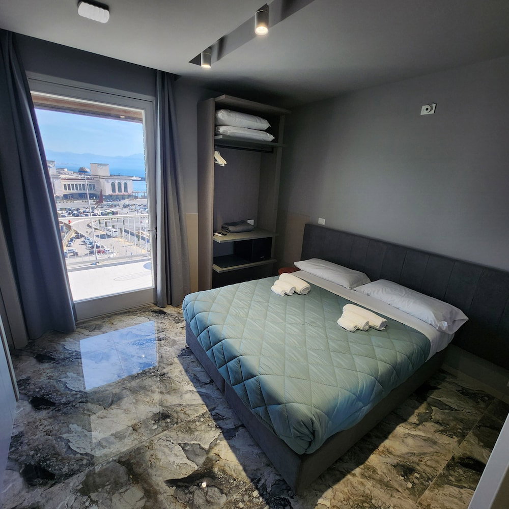 Hotel Mia Suites Angioino