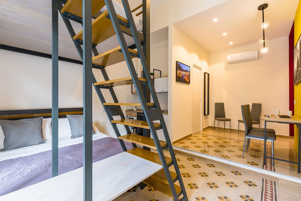 Hotel Central Station Apartments & Suites By Wonderful Italy