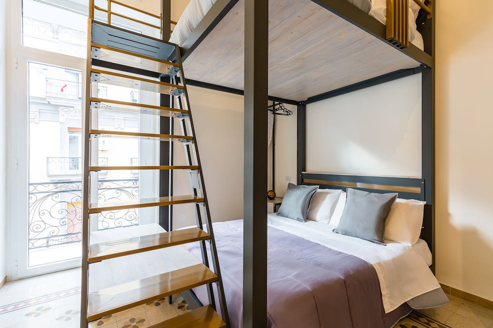 Central Station Apartments & Suites By Wonderful Italy