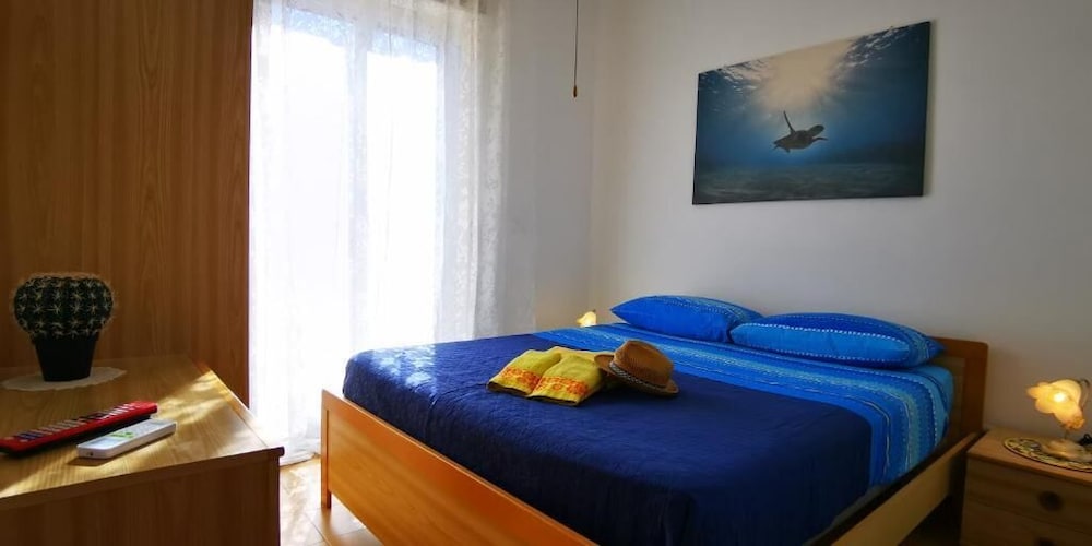 Hotel Rooms Guitgia