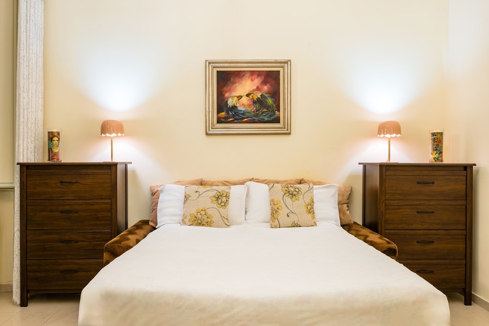 Hotel Homely City Apartment By Wonderful Italy
