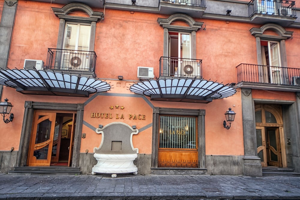 Hotel Hotel La Pace