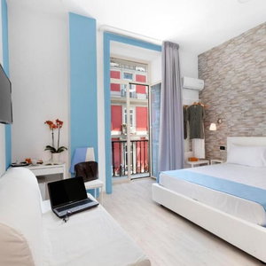 Hotel Station Accommodation cazare Vasto