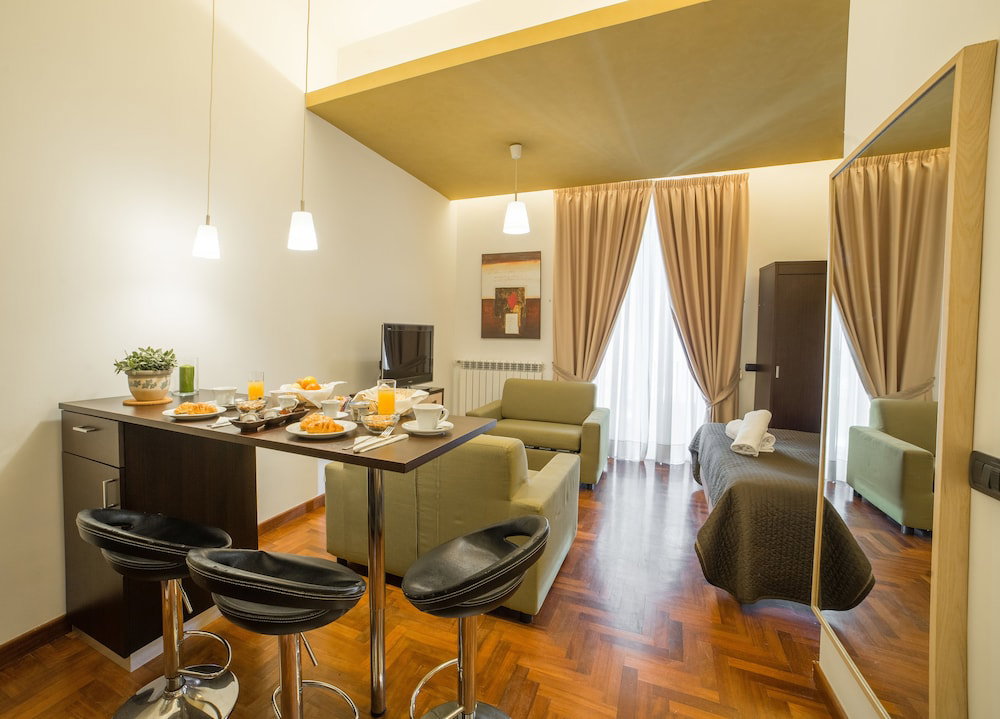 Hotel Bed And Breakfast Chiaia 32