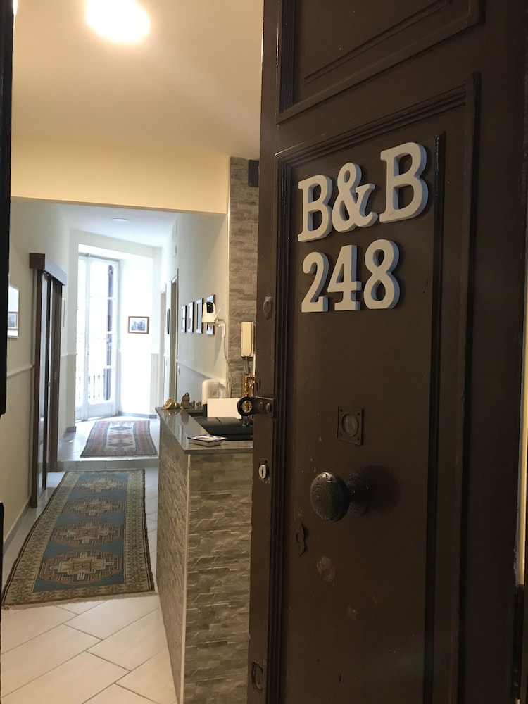 Hotel B&B 248