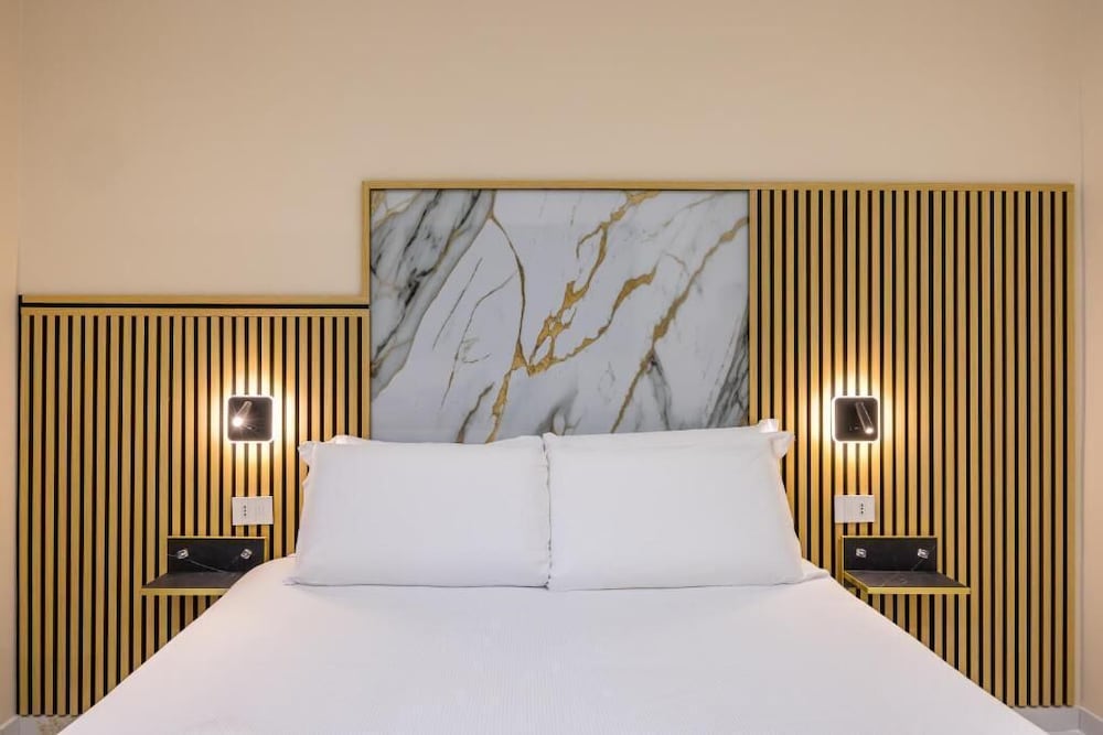 Hotel Bologna Rooms