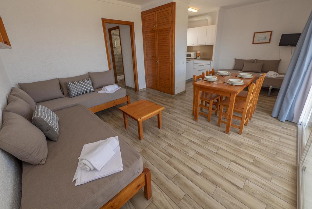 Apartamentos Ar Muntanya Mar