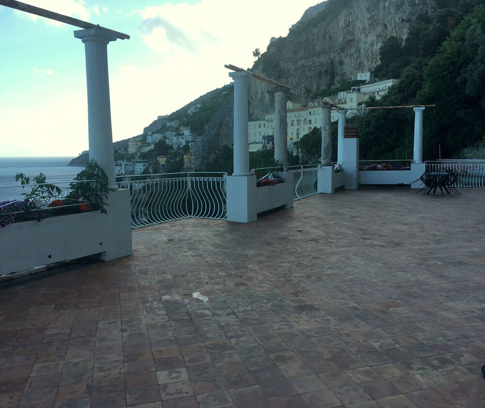 Apartamentos Apartments Amalfi Design