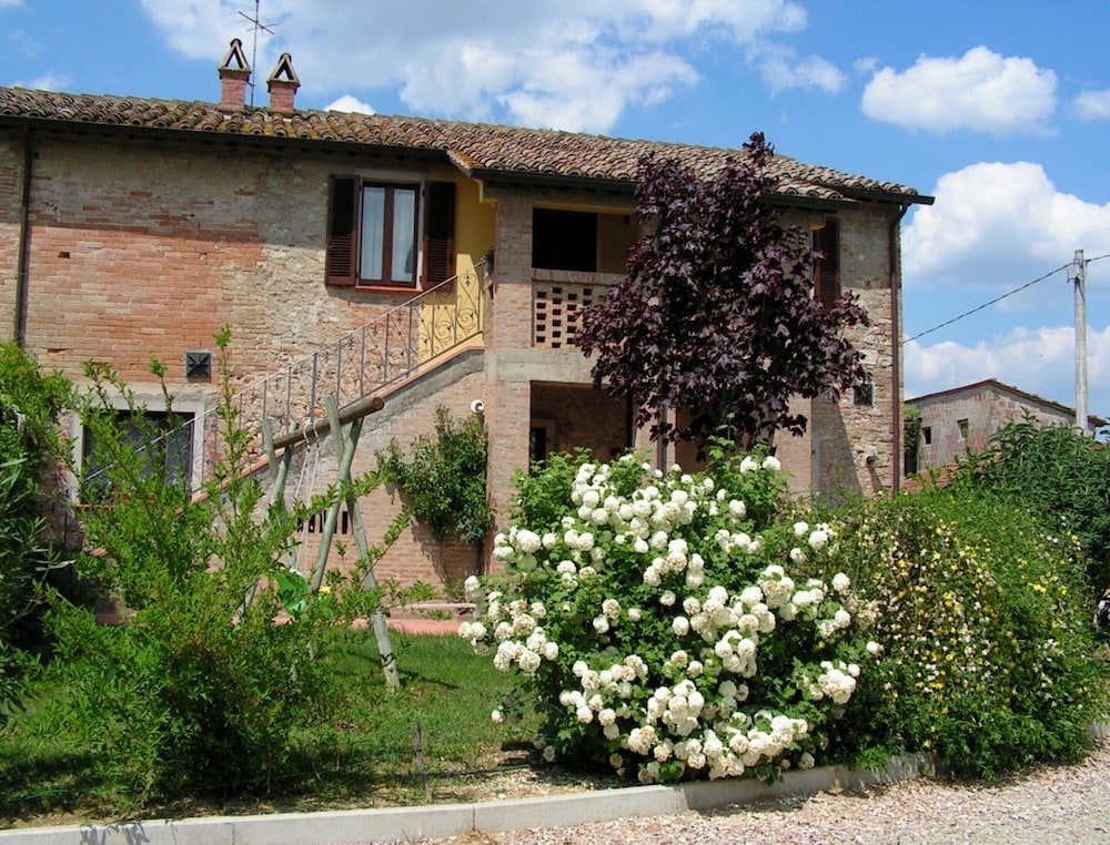 Hotel Holiday Home For Families In Umbrian