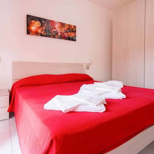 Hotel Residence With Pool In Luni Mare cazare Luni Mare