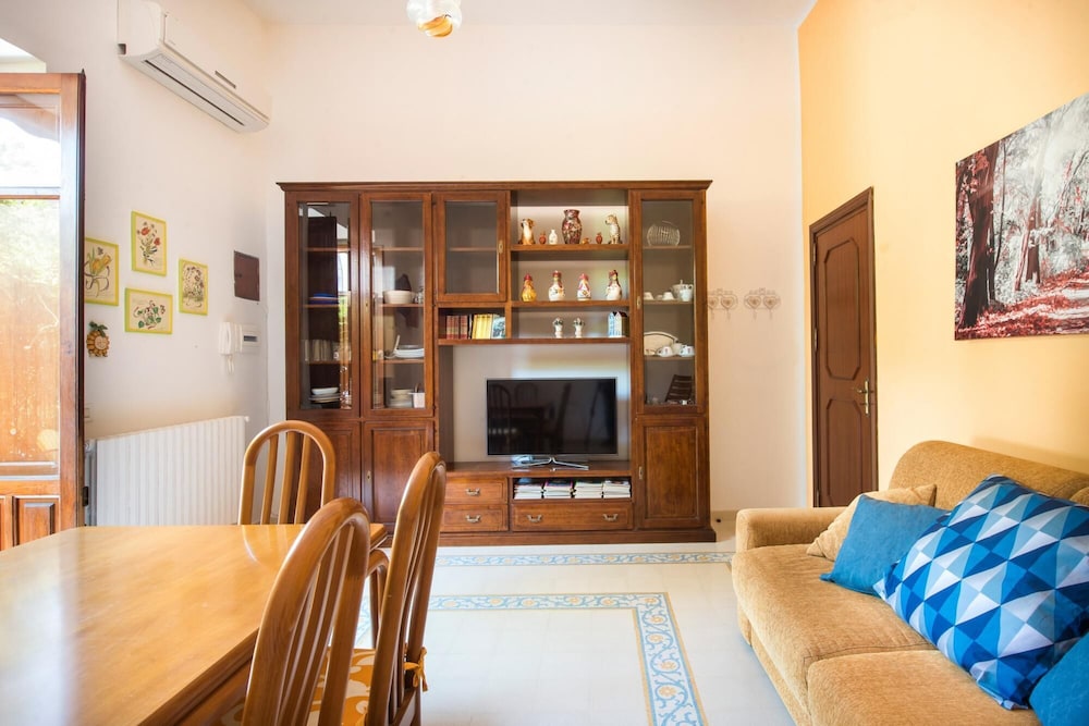 La Casa Di Sara A Mondello By Wonderful Italy