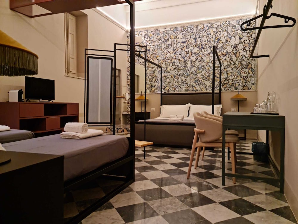 Hotel Mamamia Al Teatro Biondo