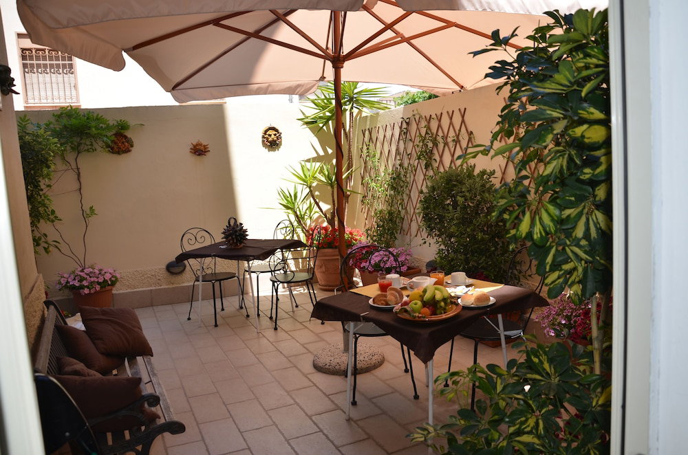 Hotel Possidonea 28 Bed & Breakfast