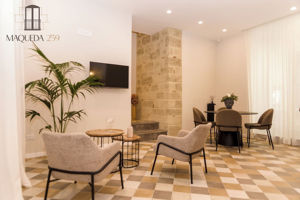 Hotel Maqueda 259 - In Palermo's Lively Heart