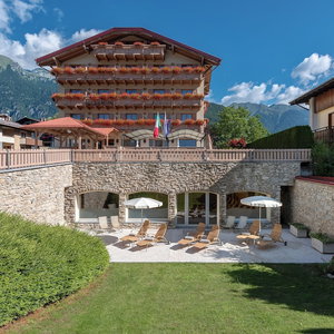Hotel Beverly Alps Hotel & Spa cazare Pinzolo