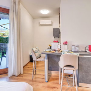 Hotel Casa Miraflores -Sanremo Parking Wifi A/C cazare San Remo