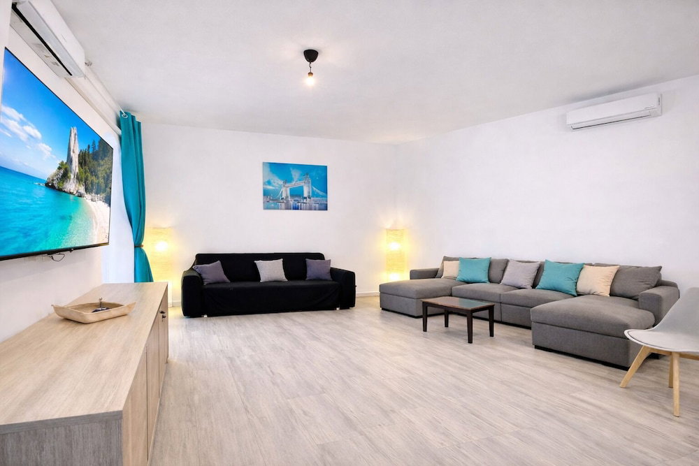 Hotel Bonòra Suites